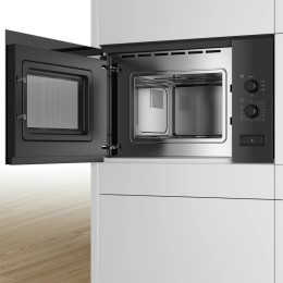 Встраиваемая микроволновая печь Bosch BFL520MB0