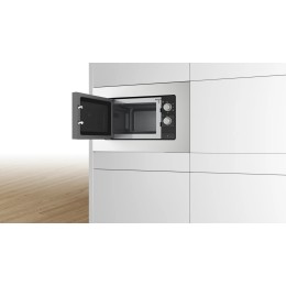 Встраиваемая микроволновая печь Bosch BFL620MS3