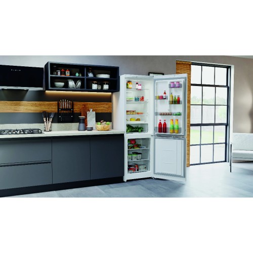 Холодильник Hotpoint-Ariston HT 4180 W