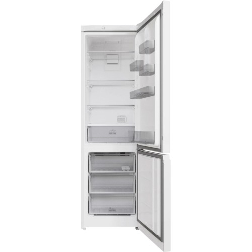 Холодильник Hotpoint-Ariston HT 4200 W