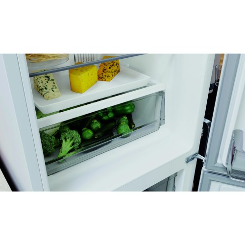 Холодильник Hotpoint-Ariston HT 5180 W