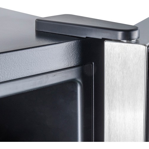 Винный шкаф Temptech WP180SCB