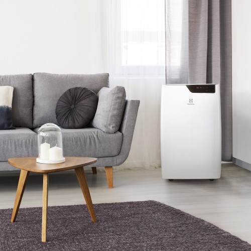 Мобильный кондиционер Electrolux EACM-12 GT/N6 купить в Москве и Санкт-Петербурге