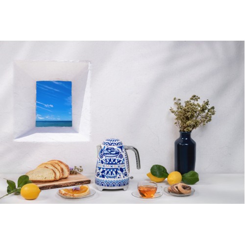 Чайник Smeg KLF03DGBEU