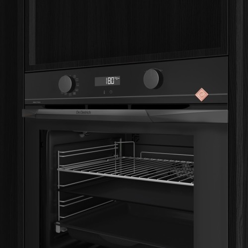 Духовой шкаф с функцией пара De Dietrich DOP4335H