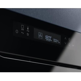 Духовой шкаф Electrolux EOB7S31Z