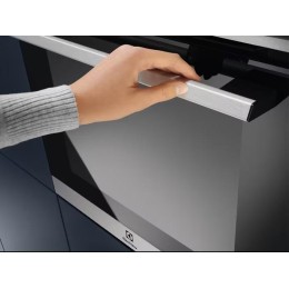 Духовой шкаф Electrolux EOF6P70X