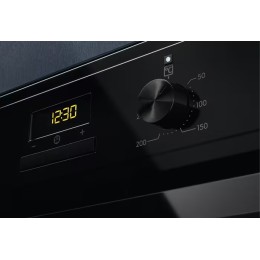 Духовой шкаф Electrolux EOD3H50BK