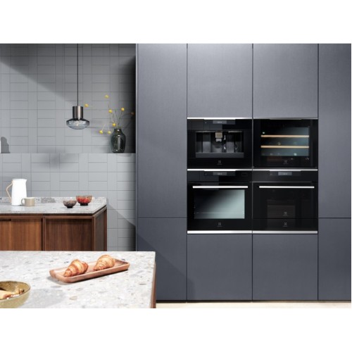 Духовой шкаф Electrolux OKA9S31WX