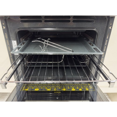 Духовой шкаф Kaiser EH 6355 EM SIL