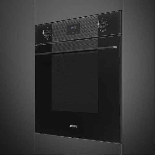 Духовой шкаф Smeg SF6100VB3RU