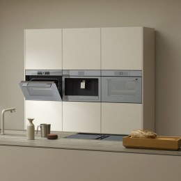 Духовой шкаф V-ZUG Combair V6000 45P C6T-21059 черное стекло