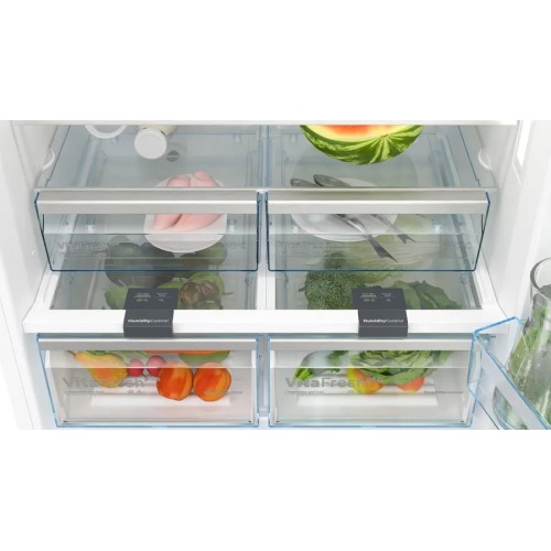 Холодильник Bosch KGD86AW31U