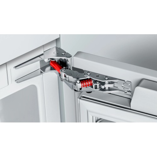 Встраиваемый двухкамерный холодильник Bosch KIS87ADD0 купить в Москве и Санкт-Петербурге