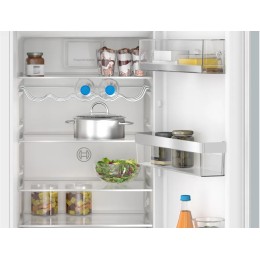 Встраиваемый однокамерный холодильник Bosch KIL82ADD0