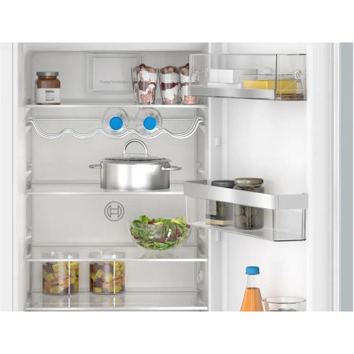 Встраиваемый однокамерный холодильник Bosch KIL82ADD0