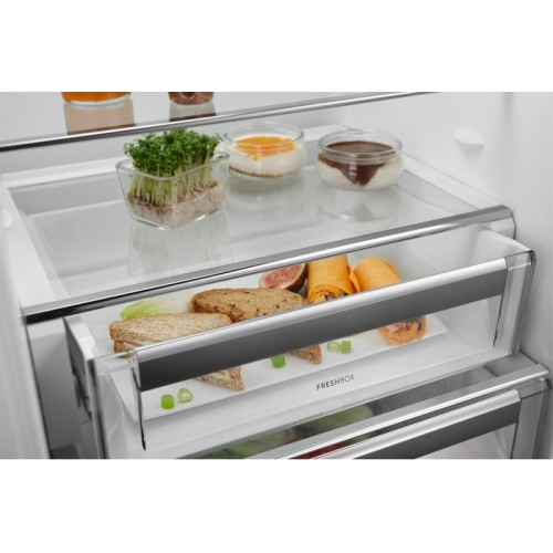Встраиваемый холодильник Electrolux RNS9TE19S