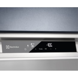 Встраиваемый холодильник Electrolux RNS9TE19S