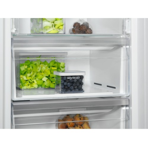 Морозильная камера Electrolux RUT5NF28W1