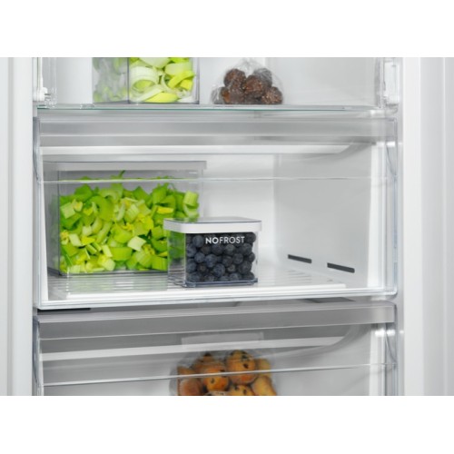 Морозильная камера Electrolux RUT7ME28X2