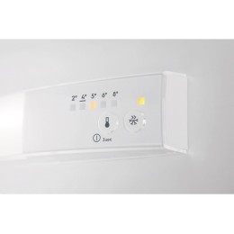 Встраиваемый холодильник Electrolux ERD6DE18S4