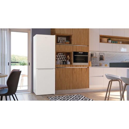 Отдельностоящий двухкамерный холодильник Gorenje NRK6191EW4 купить в Москве и Санкт-Петербурге