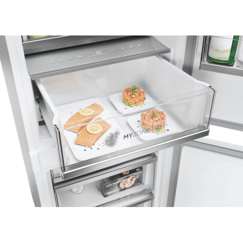 Встраиваемый холодильник Haier HBCN5177СU1 купить в Москве и Санкт-Петербурге