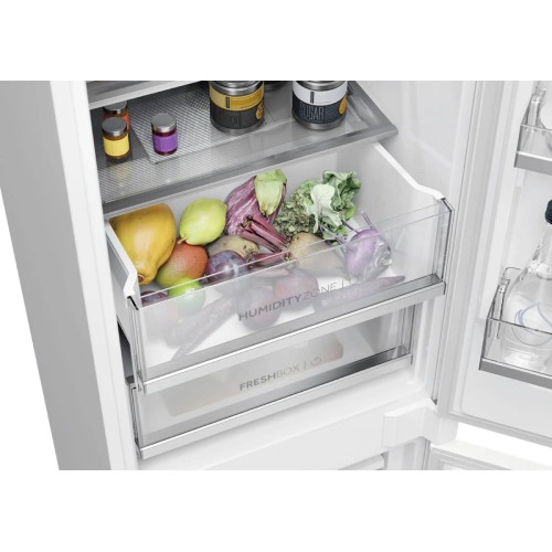 Встраиваемый холодильник Haier HBCN5190U1