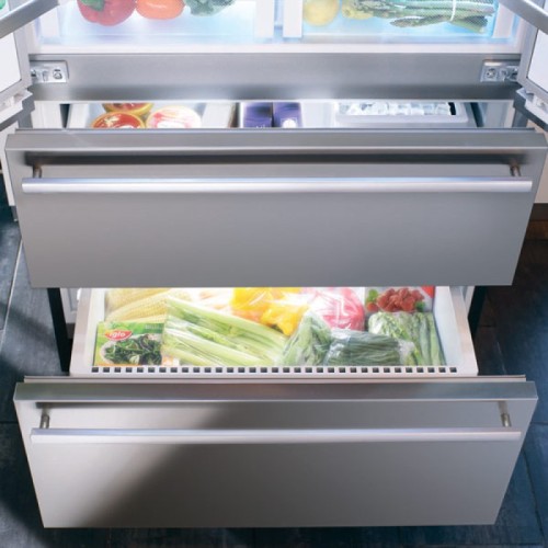 Холодильник Liebherr CBNes 6256 PremiumPlus BioFresh NoFrost