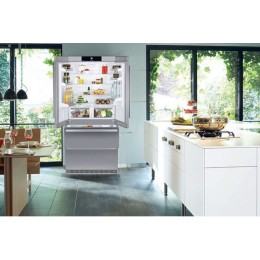 Холодильник Liebherr CBNes 6256 PremiumPlus BioFresh NoFrost