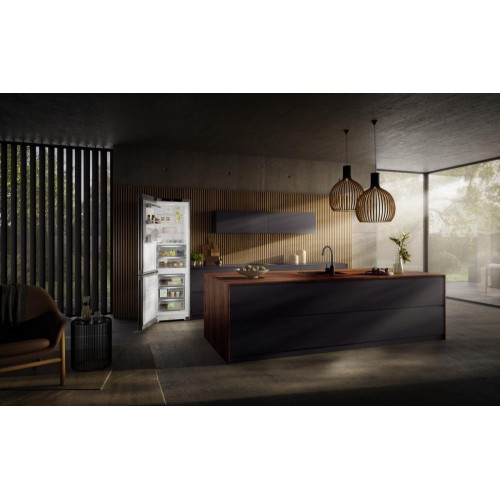 Холодильник Liebherr CBNsfc 57vi