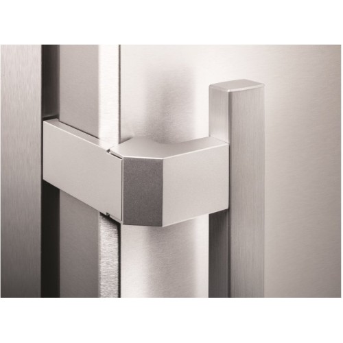 Холодильник Liebherr CNef 5735