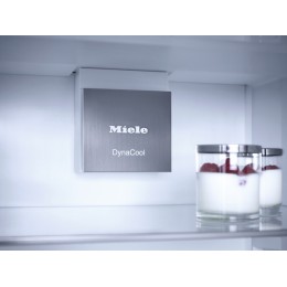 Встраиваемый холодильник Miele K 7747 D