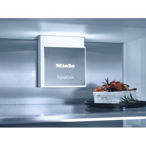 Встраиваемый холодильник Miele K 7793 C
