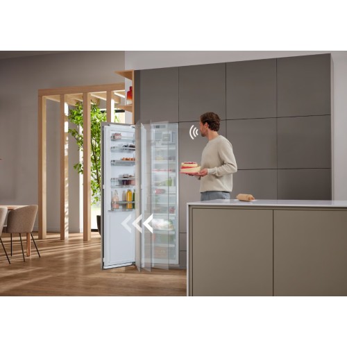 Встраиваемый холодильник Miele K 7797 C L
