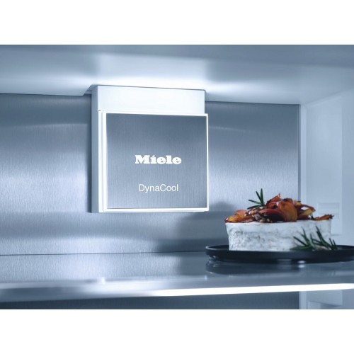 Встраиваемый холодильник Miele KFN 7774 C
