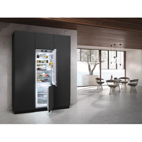 Встраиваемый холодильник Miele KFN 7795 D