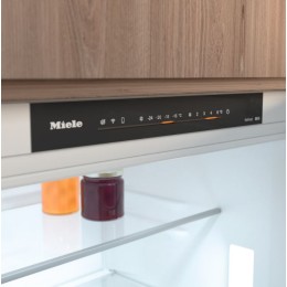 Встраиваемый холодильник Miele KFN 7934 D