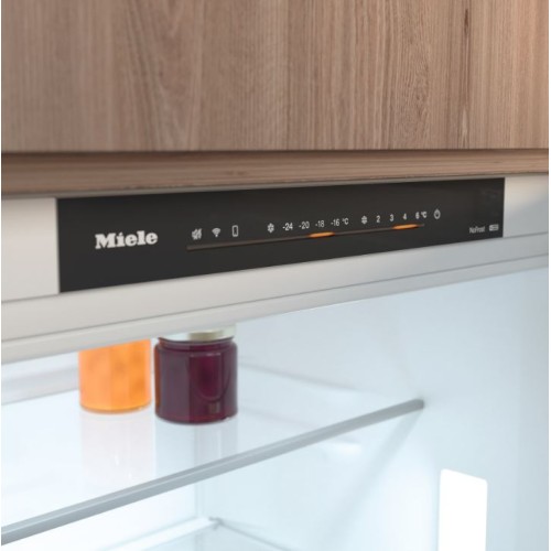 Встраиваемый холодильник Miele KFN 7934 D купить в Москве и Санкт-Петербурге
