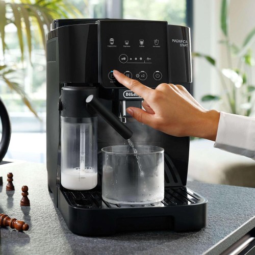 Кофемашина DeLonghi ECAM220.60.B купить в Москве и Санкт-Петербурге