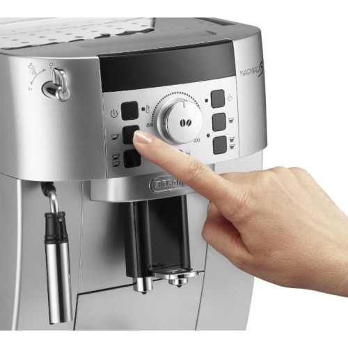 Кофемашина DeLonghi ECAM22.110.SB купить в Москве и Санкт-Петербурге