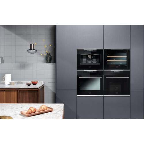 Встраиваемая кофемашина Electrolux KBC65X