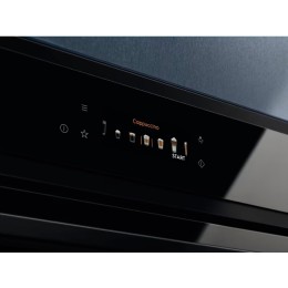 Встраиваемая кофемашина Electrolux EBC85H