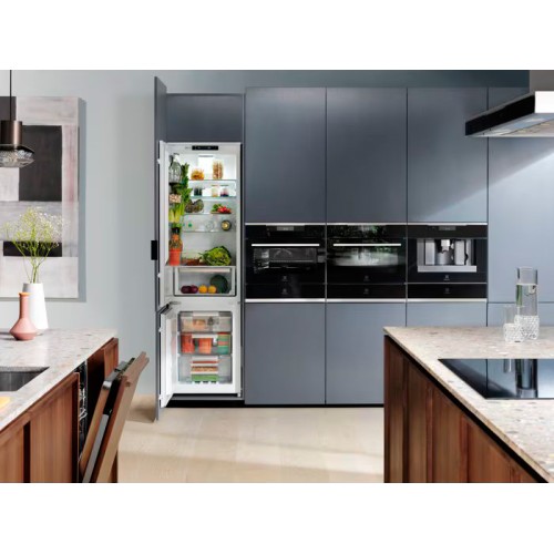 Встраиваемая кофемашина Electrolux KBC85X купить в Москве и Санкт-Петербурге