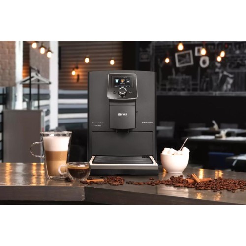 Кофемашина CafeRomatica Nivona NICR 820