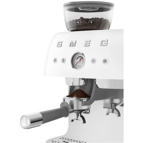 Эспрессо-кофемашина Smeg EGF03WHEU