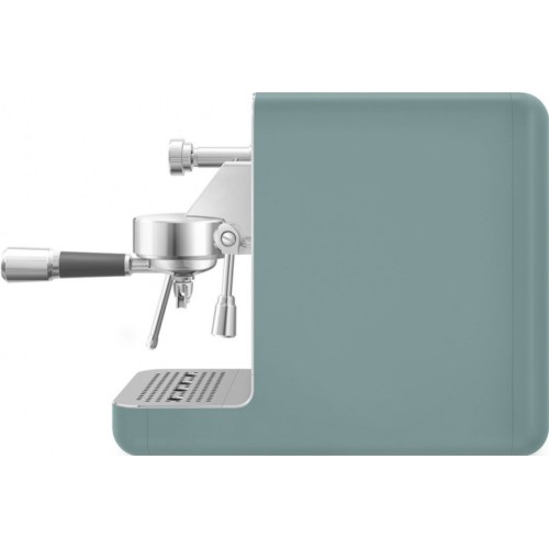 Кофемашина-эспрессо Smeg EMC02EGMEU