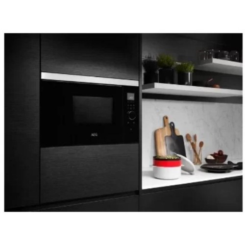 Встраиваемая микроволновая печь AEG MBB1756DEM