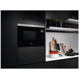 Встраиваемая микроволновая печь AEG MBE2658DEM