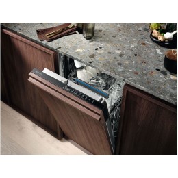 Встраиваемая посудомоечная машина Electrolux EKA12111L
